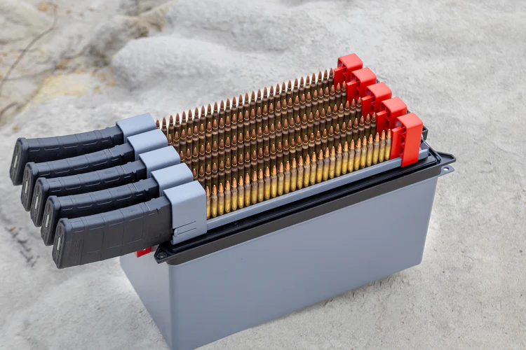 Holds up to 300 rounds at once